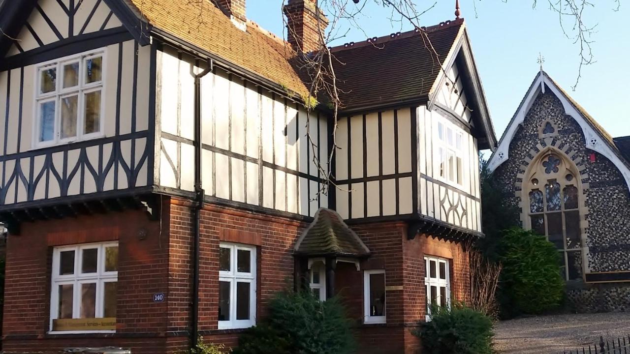 Old School Apartment 1 First Floor Bury St. Edmunds Esterno foto